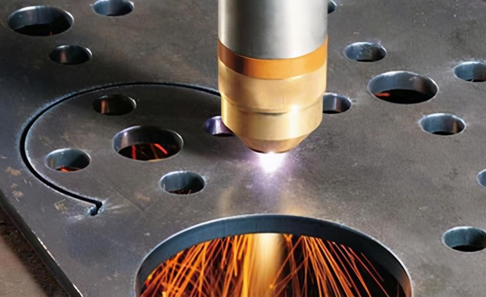 Do You Know the Advantages of Metal Laser Cutting?